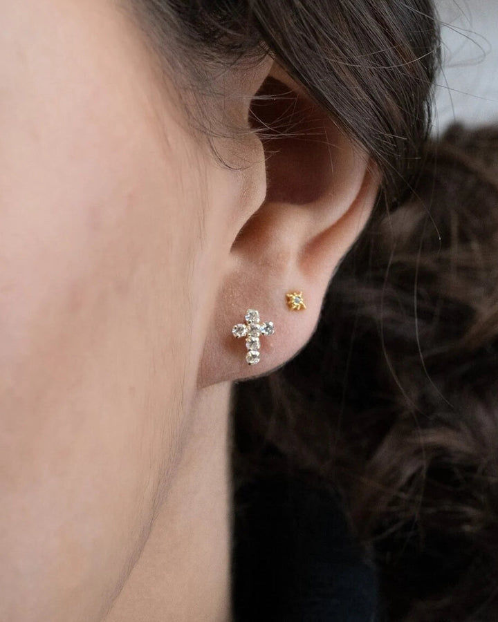 Paved Cross Studs model