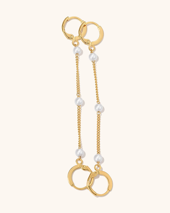 Handcuff Pearl Satellite Earrings model