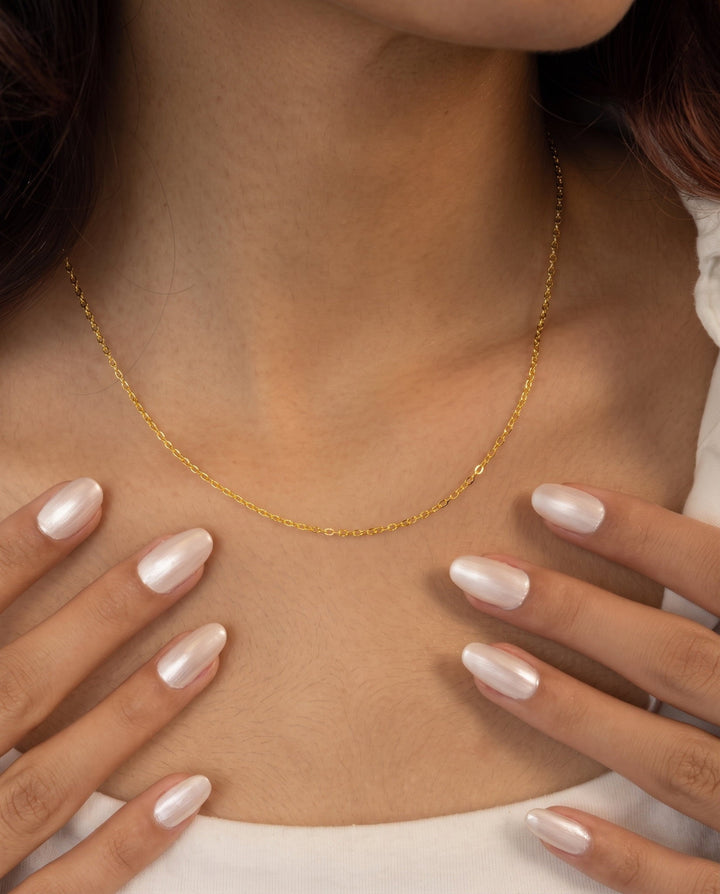 Cable Chain Necklace model