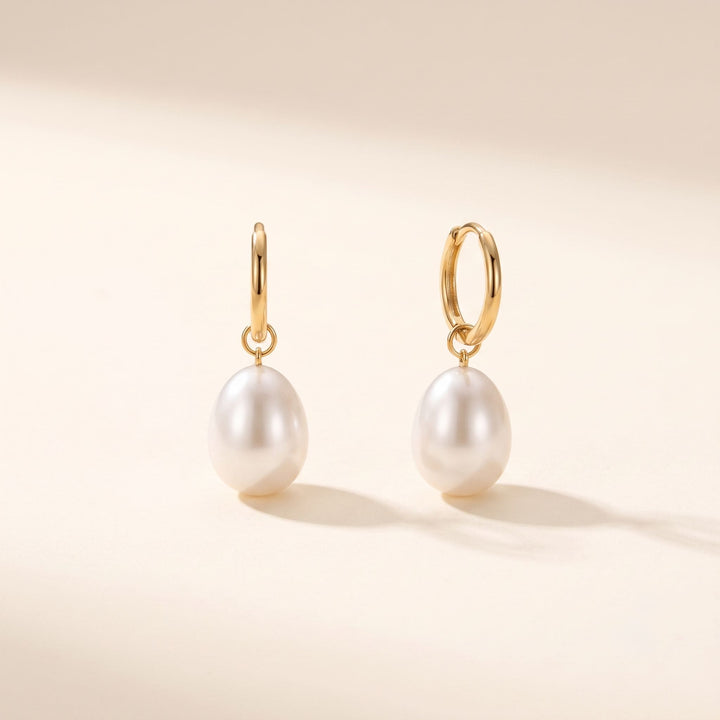 CLASSIC PEARL DROP EARRINGS