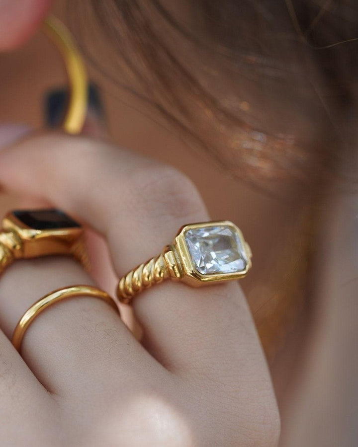 Twisted Signet Ring model