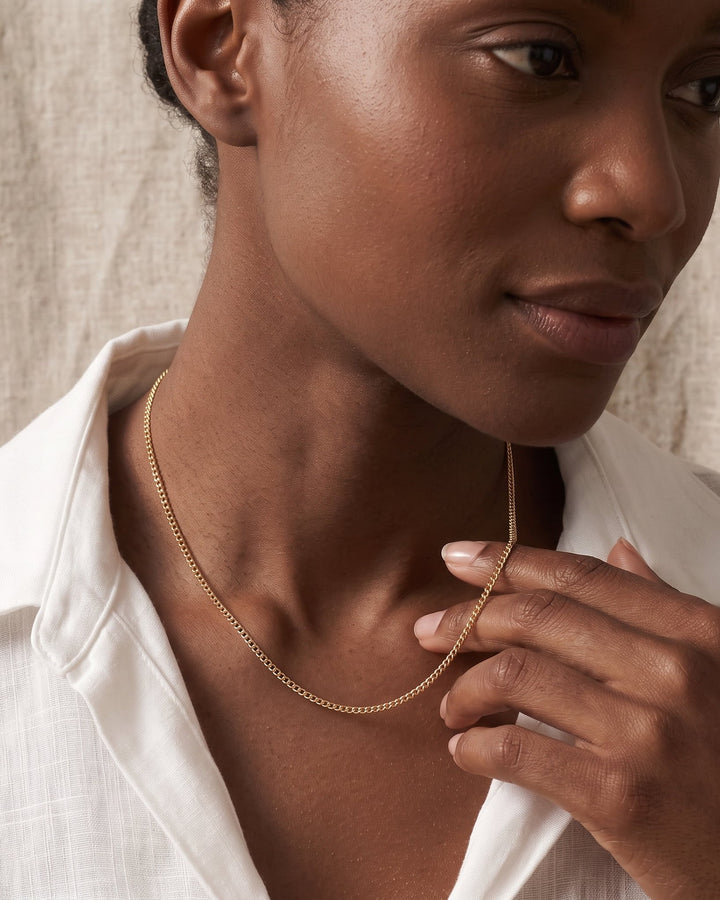 Baby Curb Chain Necklace model