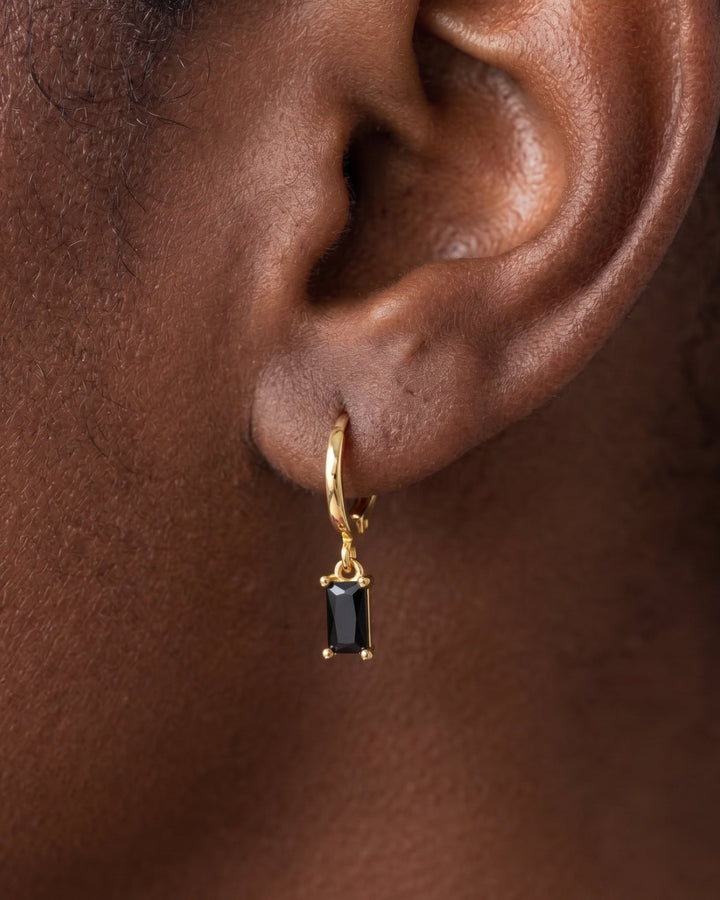 Zircon Earrings model